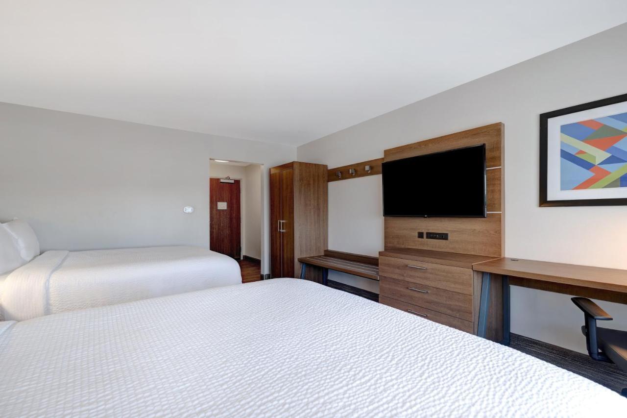 Holiday Inn Express & Suites - Grand Rapids South - Wyoming By Ihg Εξωτερικό φωτογραφία
