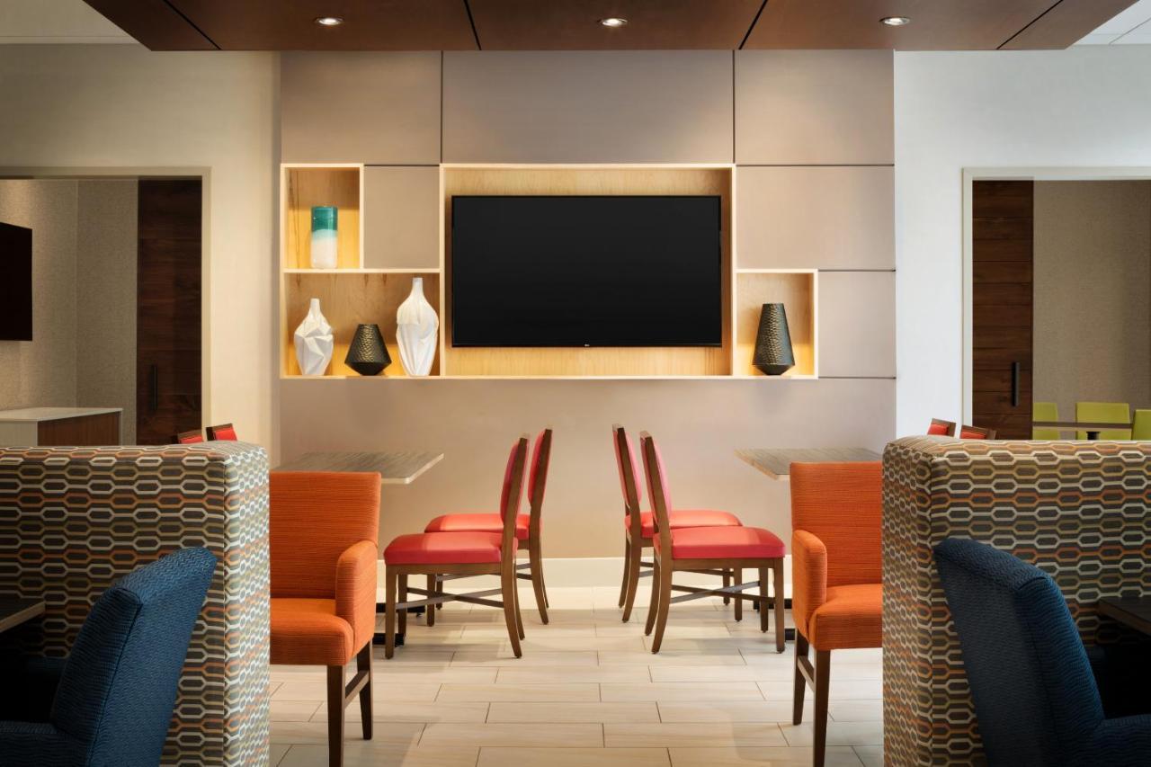 Holiday Inn Express & Suites - Grand Rapids South - Wyoming By Ihg Εξωτερικό φωτογραφία